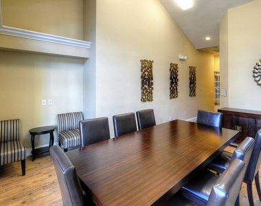14420 North Creek Drive - Photo Thumbnail 32