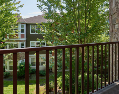14420 North Creek Drive - Photo Thumbnail 70