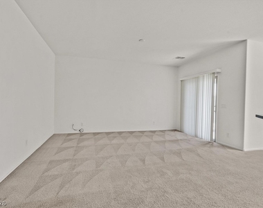 9599 Vega Carpio Avenue - Photo Thumbnail 4