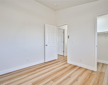 9281 Casa Christina Lane - Photo Thumbnail 11