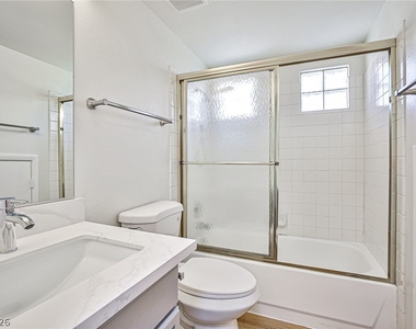 9281 Casa Christina Lane - Photo Thumbnail 9