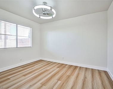 9281 Casa Christina Lane - Photo Thumbnail 7
