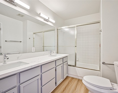 9281 Casa Christina Lane - Photo Thumbnail 14