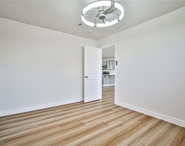 9281 Casa Christina Lane - Photo Thumbnail 8
