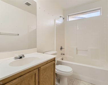 2537 Begonia Valley Avenue - Photo Thumbnail 20
