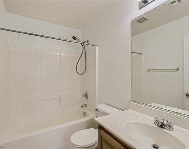 6384 Blue Twilight Court - Photo Thumbnail 20