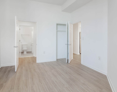 1415 North Taft Street - Photo Thumbnail 72