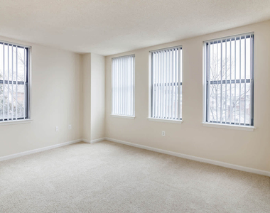 1415 North Taft Street - Photo Thumbnail 25