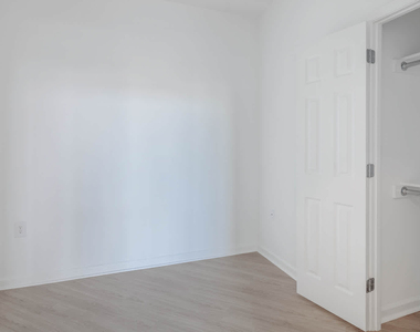 1415 North Taft Street - Photo Thumbnail 73