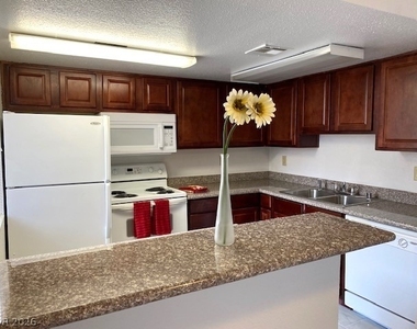 5317 Indian River Drive - Photo Thumbnail 2