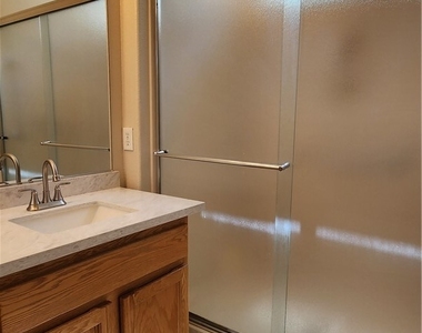 2505 Springville Way - Photo Thumbnail 12