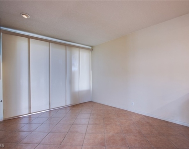 5086 Mount Pleasant Lane - Photo Thumbnail 5