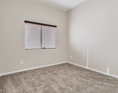 8336 Cabin Peak Street - Photo Thumbnail 9