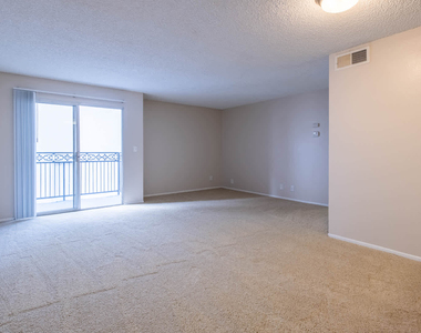 411 South Virgil - Photo Thumbnail 10