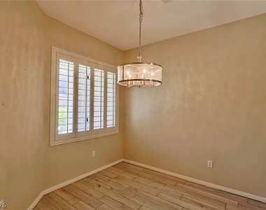 716 Peachy Canyon Circle - Photo Thumbnail 10