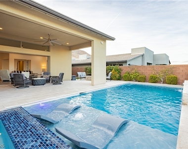 6710 Azimuth Court - Photo Thumbnail 9