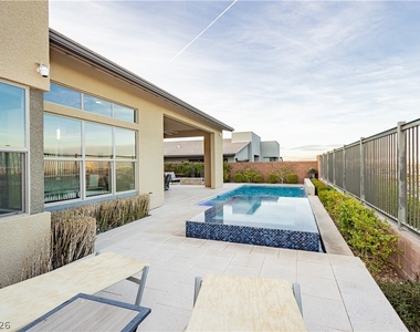 6710 Azimuth Court - Photo Thumbnail 7