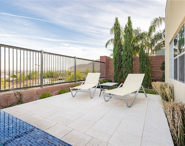 6710 Azimuth Court - Photo Thumbnail 5