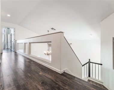 3024 Cloverbrook Street - Photo Thumbnail 18