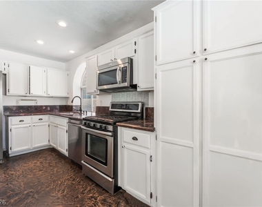 3024 Cloverbrook Street - Photo Thumbnail 12