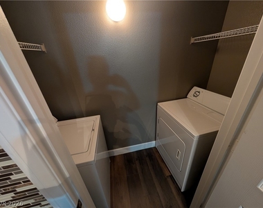 8000 W Badura Avenue - Photo Thumbnail 23