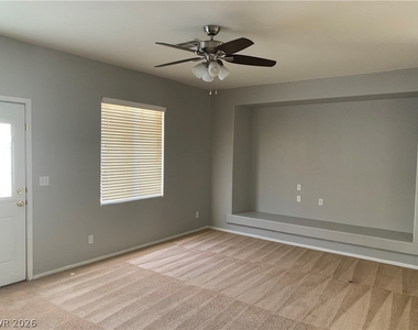 4423 Peaceful Harbor Street - Photo Thumbnail 4