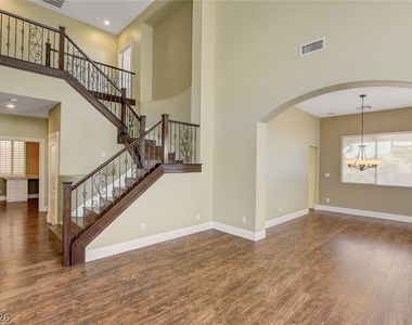 408 Silver Prairie Court - Photo Thumbnail 8
