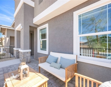 914 Rosy Starling Street - Photo Thumbnail 2