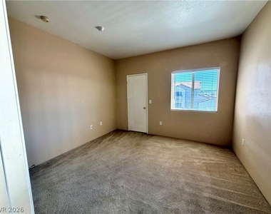 2615 W Gary Avenue - Photo Thumbnail 17