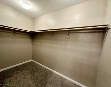 10216 Ullom Drive - Photo Thumbnail 15