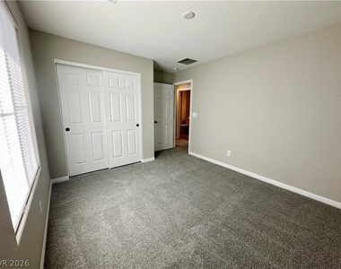 10216 Ullom Drive - Photo Thumbnail 22