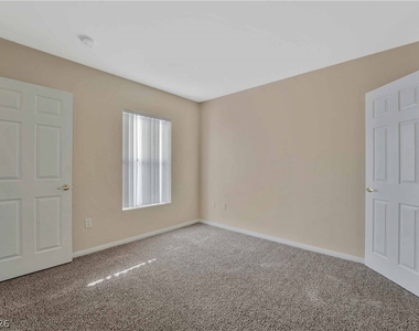 8000 Badura Avenue - Photo Thumbnail 9