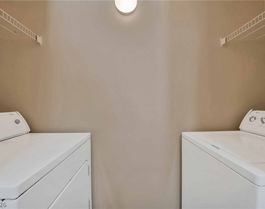 8000 Badura Avenue - Photo Thumbnail 7