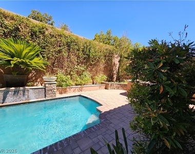 892 White Sparrow Street - Photo Thumbnail 27