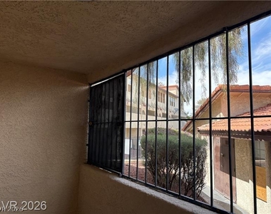 2080 Karen Avenue - Photo Thumbnail 24