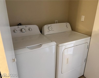 2080 Karen Avenue - Photo Thumbnail 22