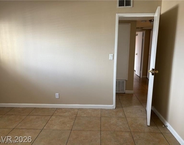 2080 Karen Avenue - Photo Thumbnail 15