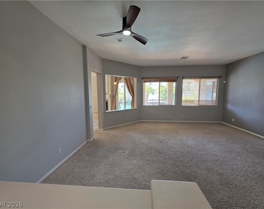 6323 Mahogany Peak Avenue - Photo Thumbnail 21