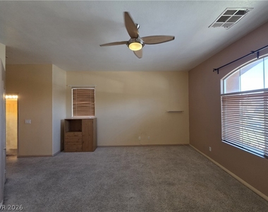 6323 Mahogany Peak Avenue - Photo Thumbnail 63