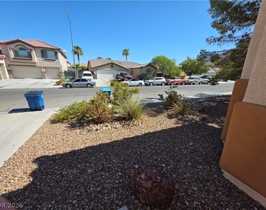 6323 Mahogany Peak Avenue - Photo Thumbnail 5