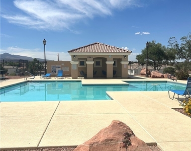 183 Caswell Court - Photo Thumbnail 11