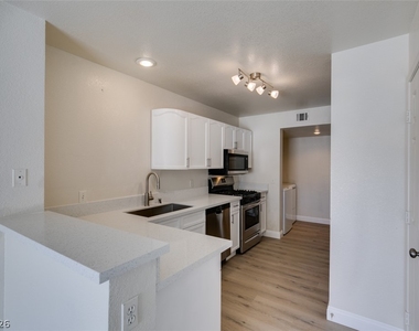 8476 Indigo Sky Avenue - Photo Thumbnail 23