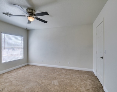 8476 Indigo Sky Avenue - Photo Thumbnail 38