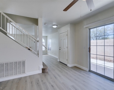 8476 Indigo Sky Avenue - Photo Thumbnail 22