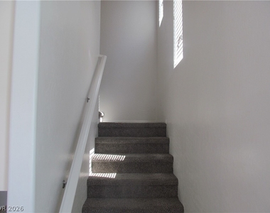 717 Calamus Palm Place - Photo Thumbnail 11