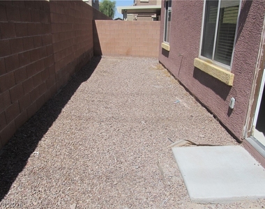 717 Calamus Palm Place - Photo Thumbnail 27