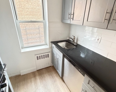83-33 118th Street - Photo Thumbnail 3