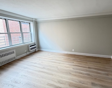 83-33 118th Street - Photo Thumbnail 5
