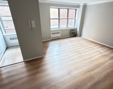 83-33 118th Street - Photo Thumbnail 9