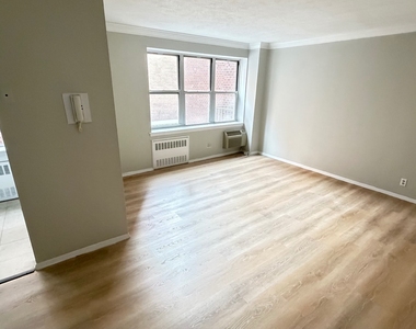 83-33 118th Street - Photo Thumbnail 7